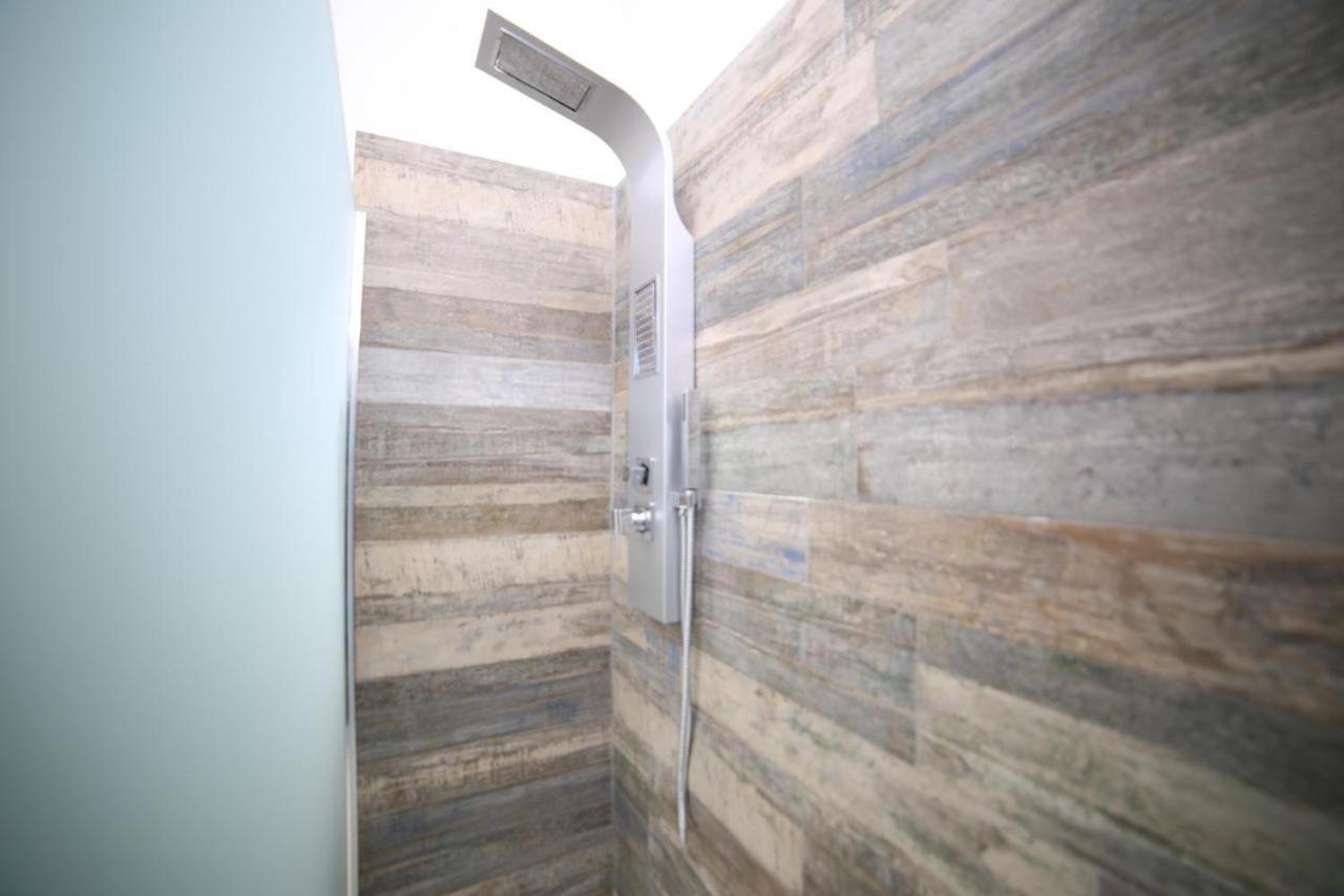 White Aurora Rooms Porto Cesareo Eksteriør bilde