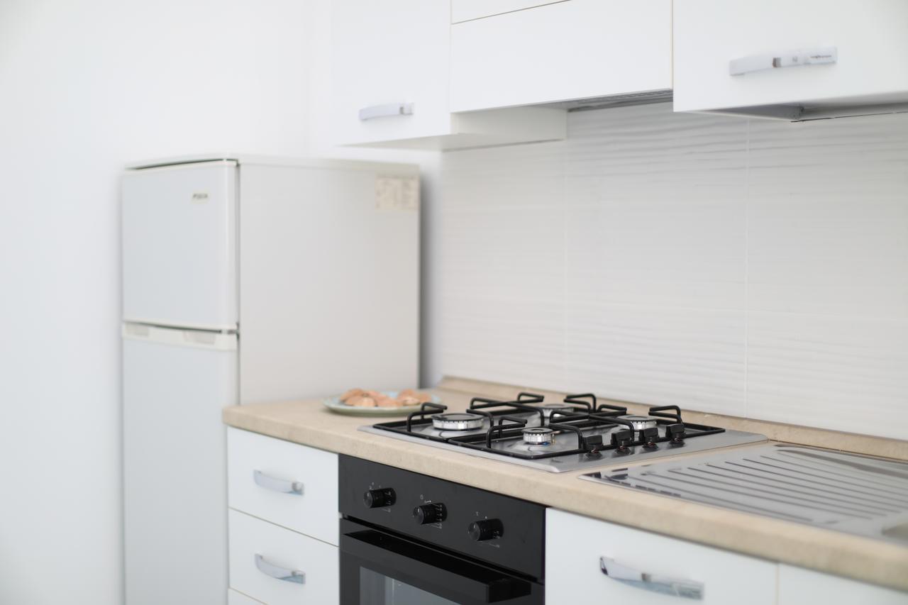 White Aurora Rooms Porto Cesareo Eksteriør bilde
